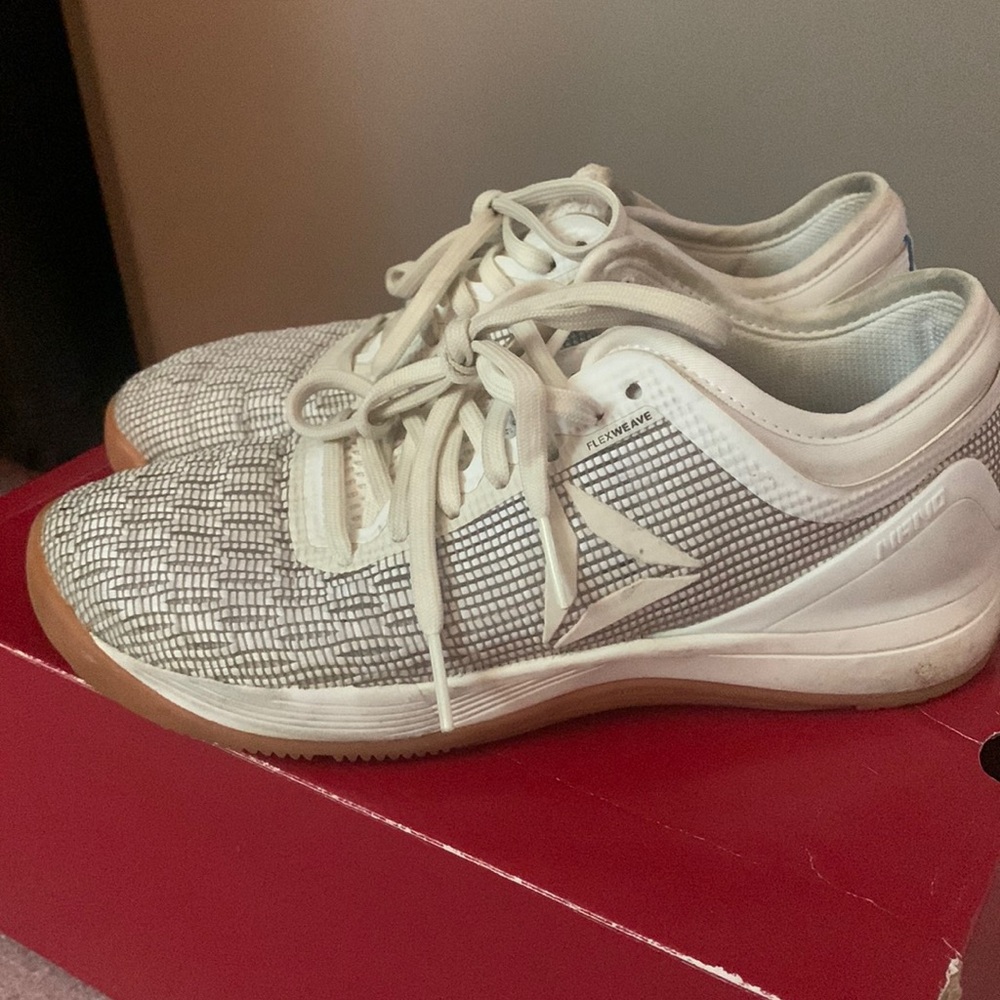 Reebok nano 8 - EUC - worn maybe 5 times